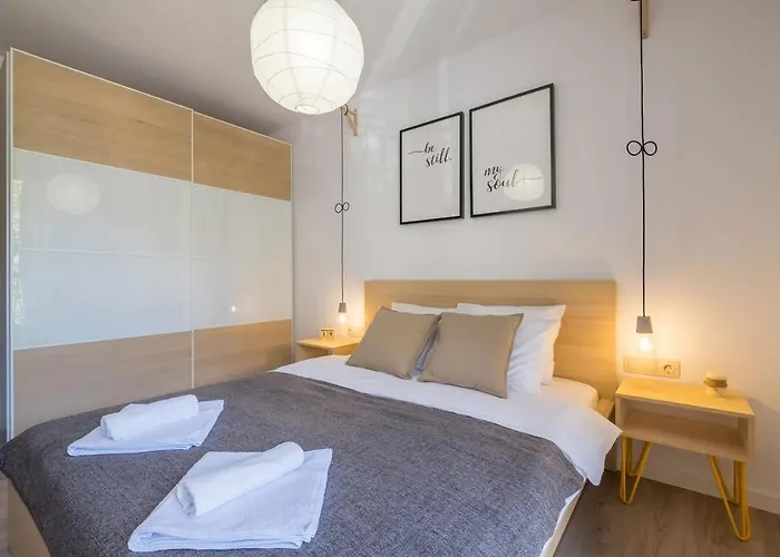 Appartement Quiet & Airy Modern Apt. Centre Free Parking