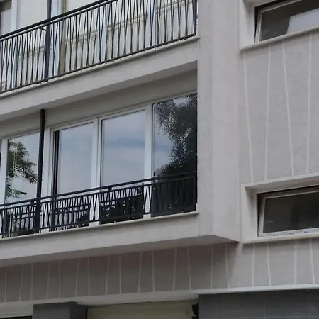 Quiet & Airy Modern Apt. Centre Free Parking * Sofie